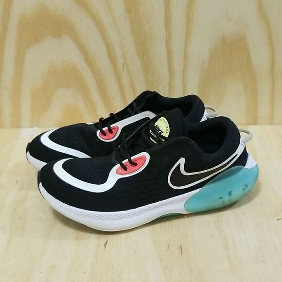 Nike Joyride Dual Run Wmn's Running Trainers 8 1/2 ( EU 39 ) - Picture 2 of 11